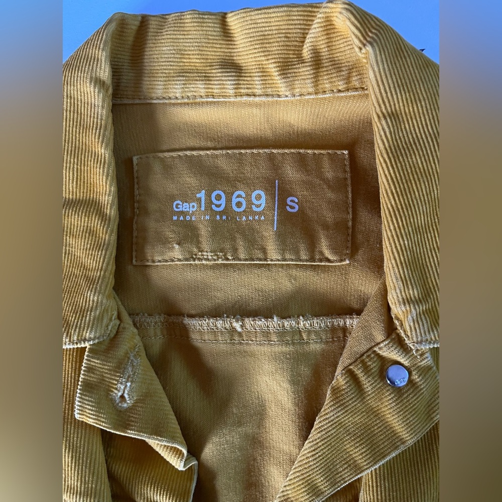Women’s Gap 1969 Yellow Gold moto corduroy jacket coat Size Small Fall - Picture 2 of 7